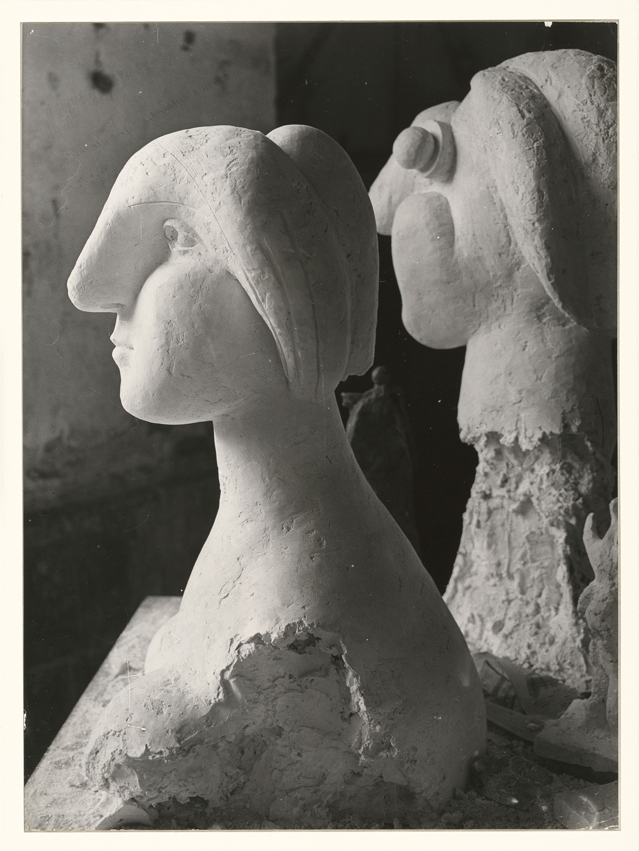 Brassaï, Sculptures en plâtre "Buste de femme (Marie-Thérèse)" - MP1996-109 - 16-537916