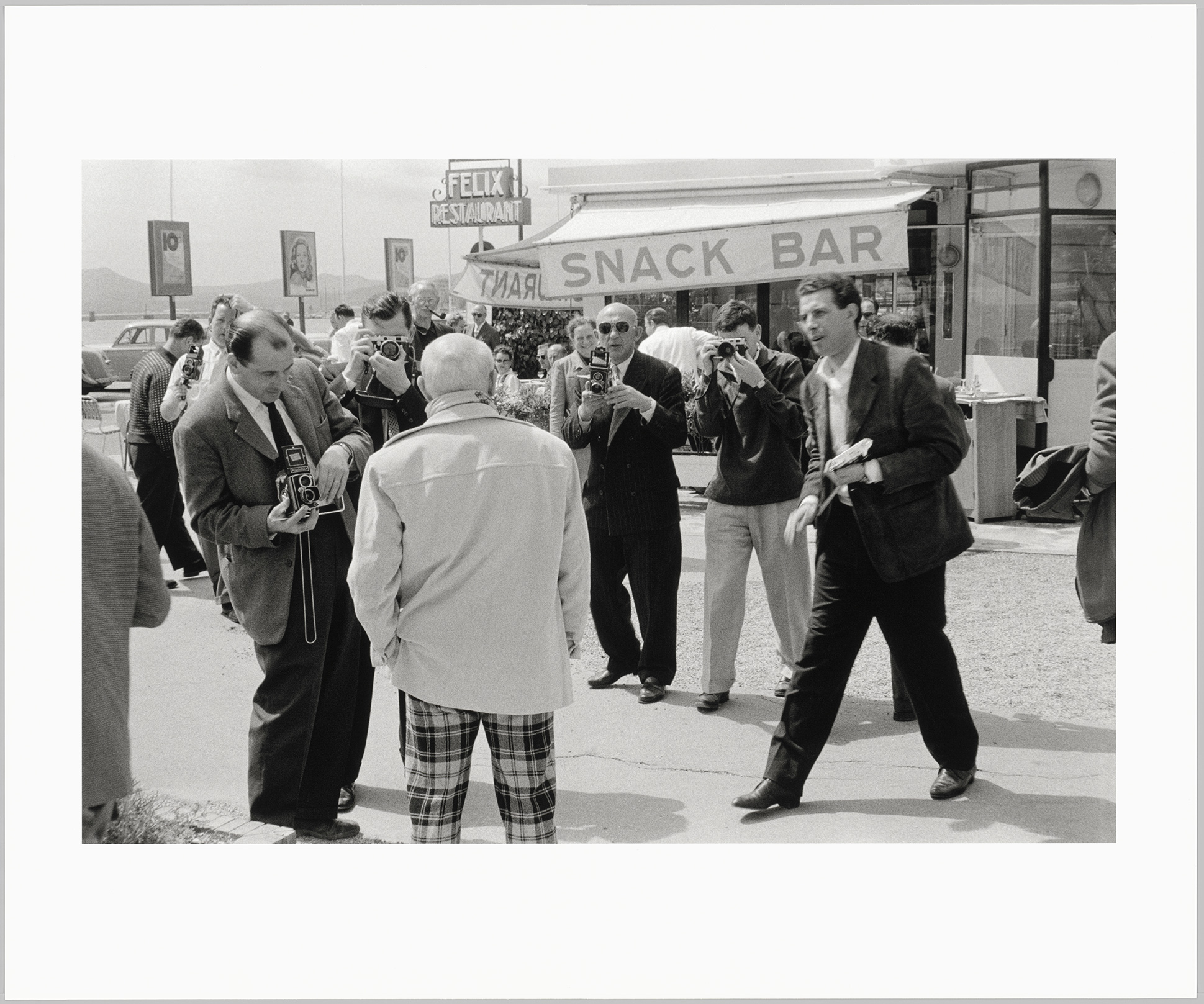 David Douglas Duncan - Pablo Picasso après un déjeuner chez Félix, pendant le Festival de Cannes, en 1957 - DunDav071 - 17-500487