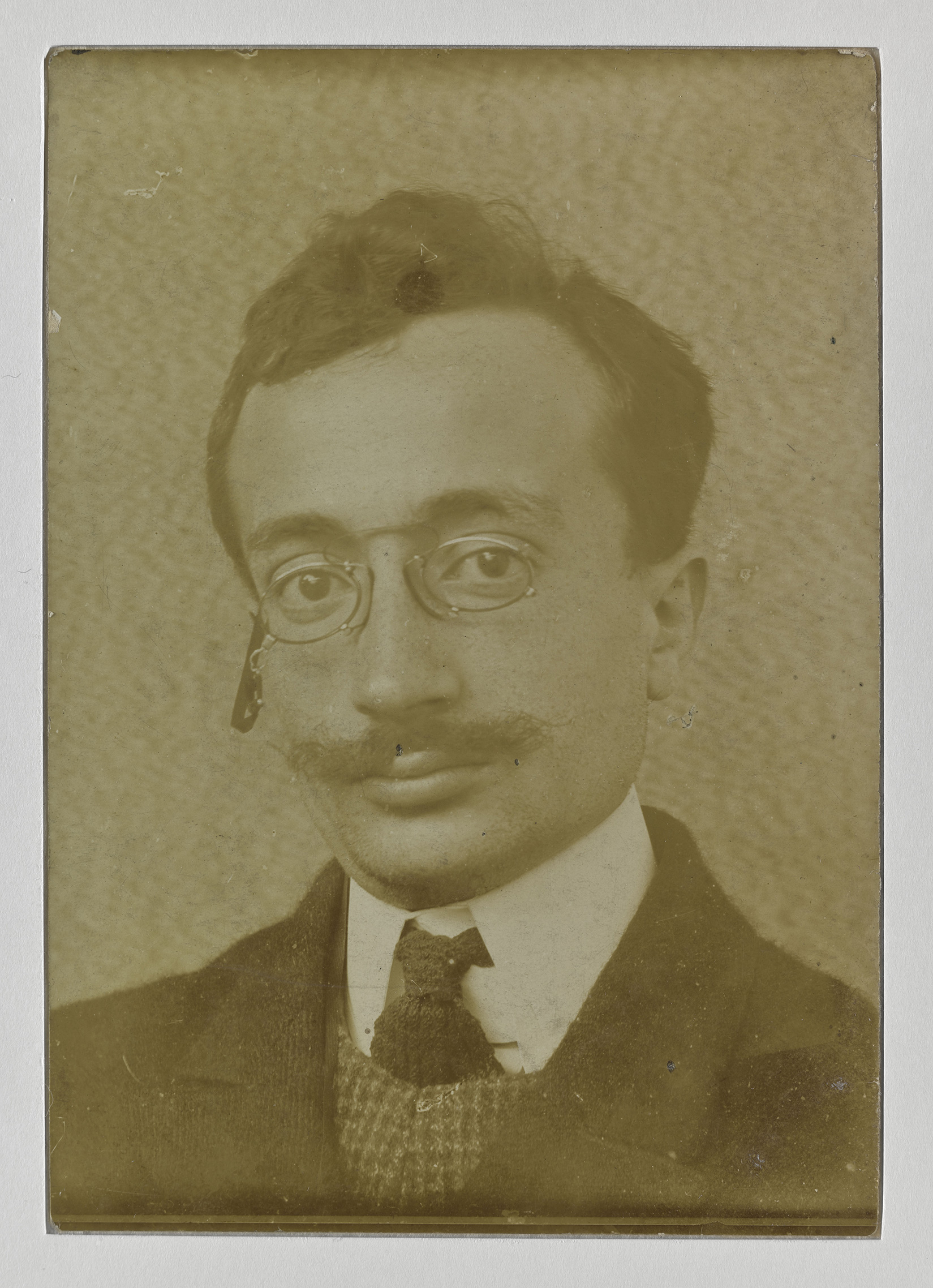 Anonyme - Portrait de Jaime Sabartés - APPH4459 - 18-508325 