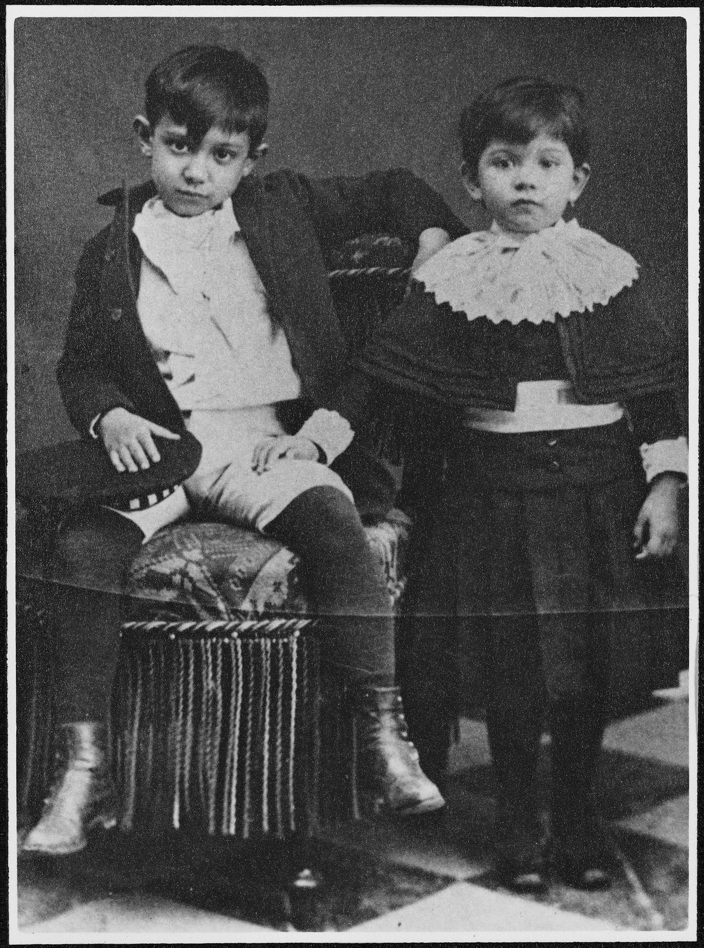 Anonyme - Portrait de Pablo Picasso et sa soeur Lola à Malaga - APPH15359 - 20-506687
