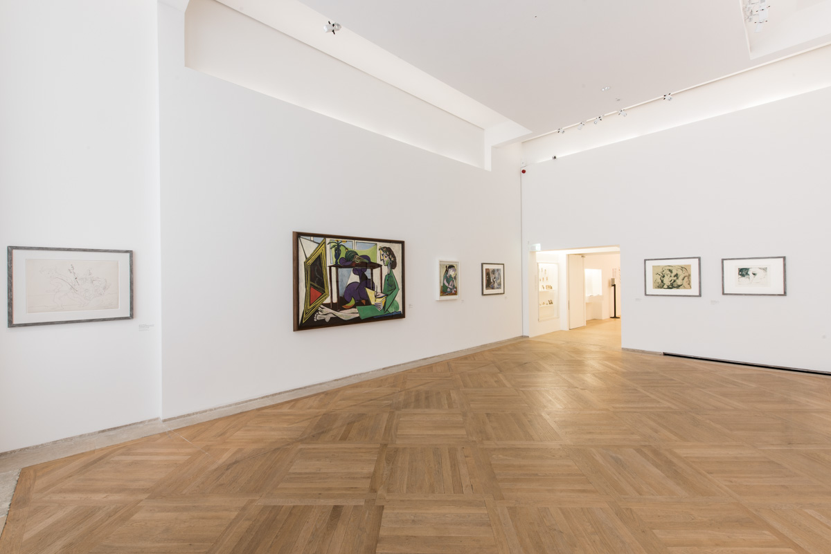 Salles de l'exposition Olga Picasso
