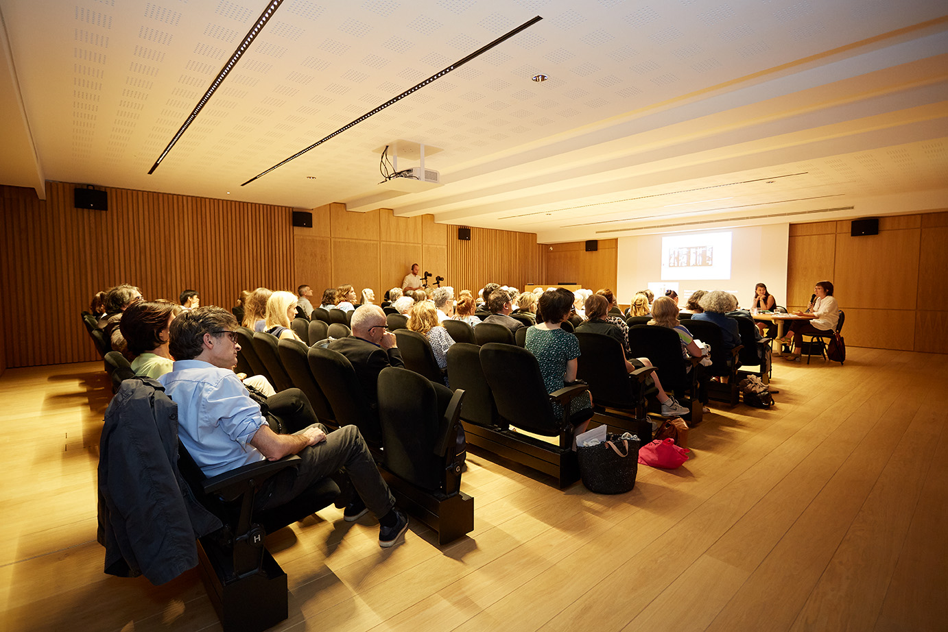 Auditorium avec public