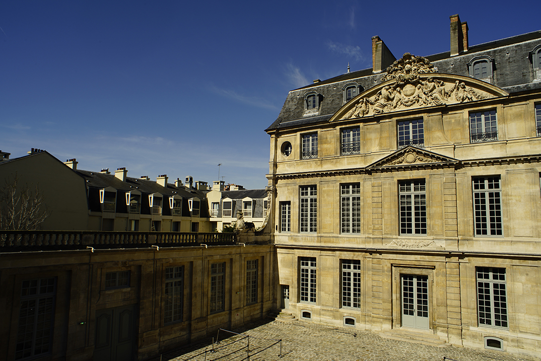 Façade Hôtel Salé - 2