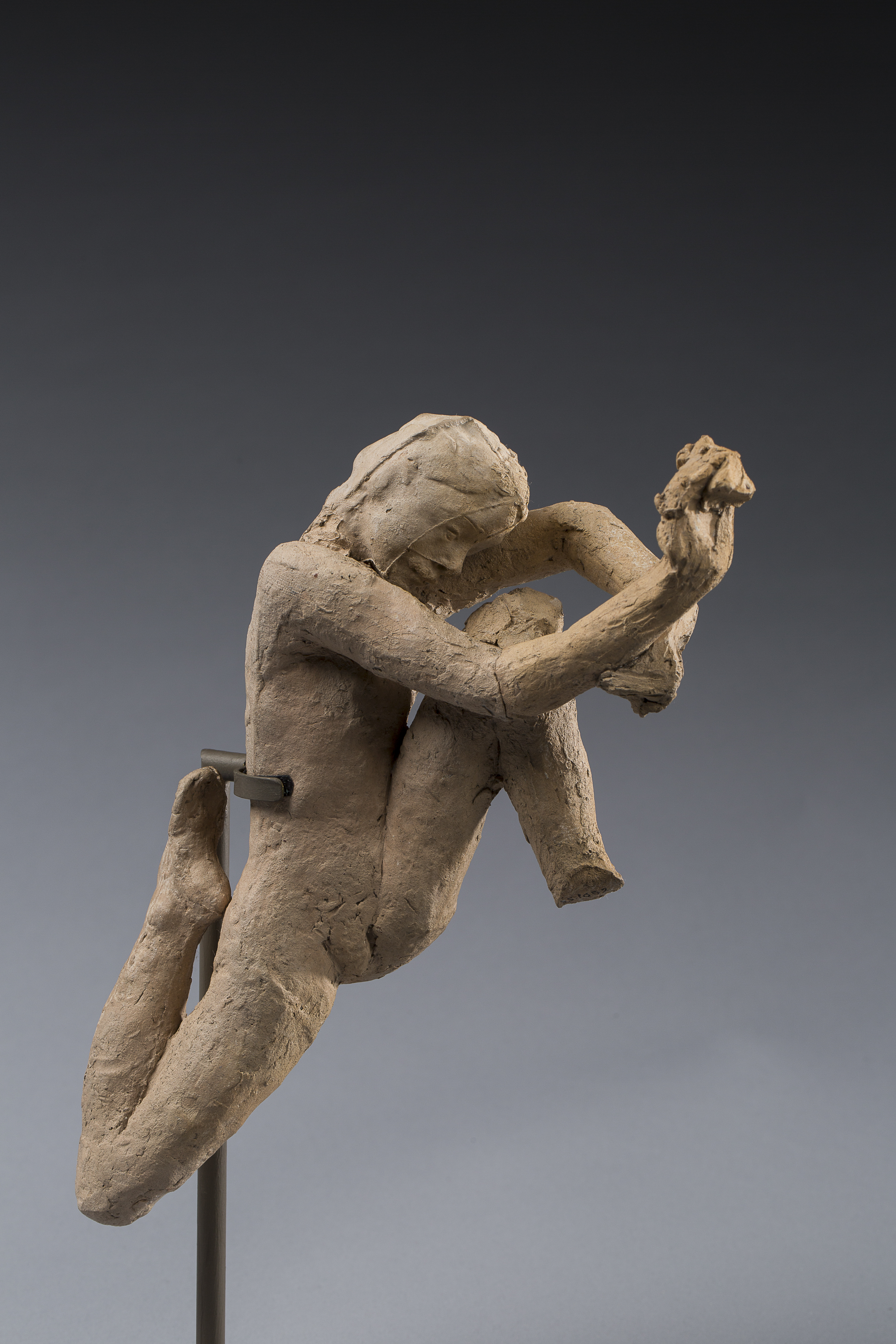 Auguste Rodin Mouvement de danse, 1911, terre cuite, H. 23,5 x L. 8 x P. 12,5 cm, Paris, Musée Rodin, S.1052