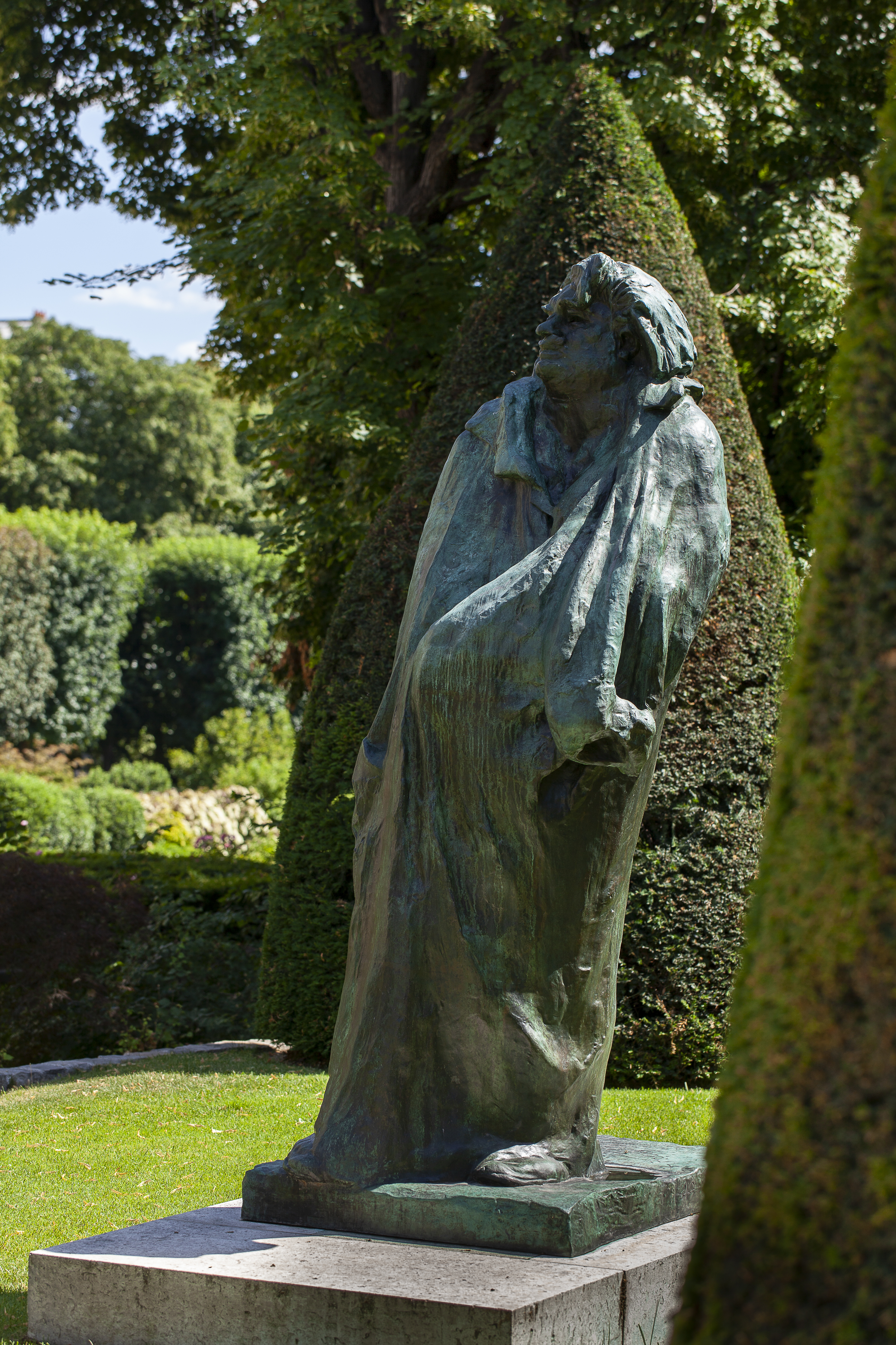 Auguste Rodin Balzac, étude finale, 1897, bronze, H. 108,5 x L. 43 x P. 38 cm, Paris, Musée Rodin